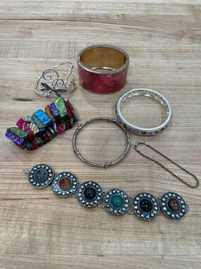 *3 for $10* Colorful Multicolor Women’s Bracelet Set of 7